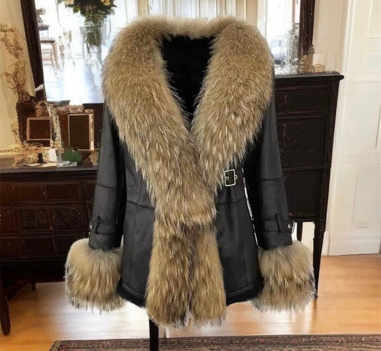 Krótki kożuch naturalny damski ze skóry LEU str.21