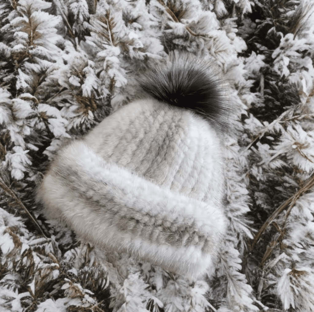 Czapka futrzana z futra norek z pomponem damska biała, CH - 1 - LEU