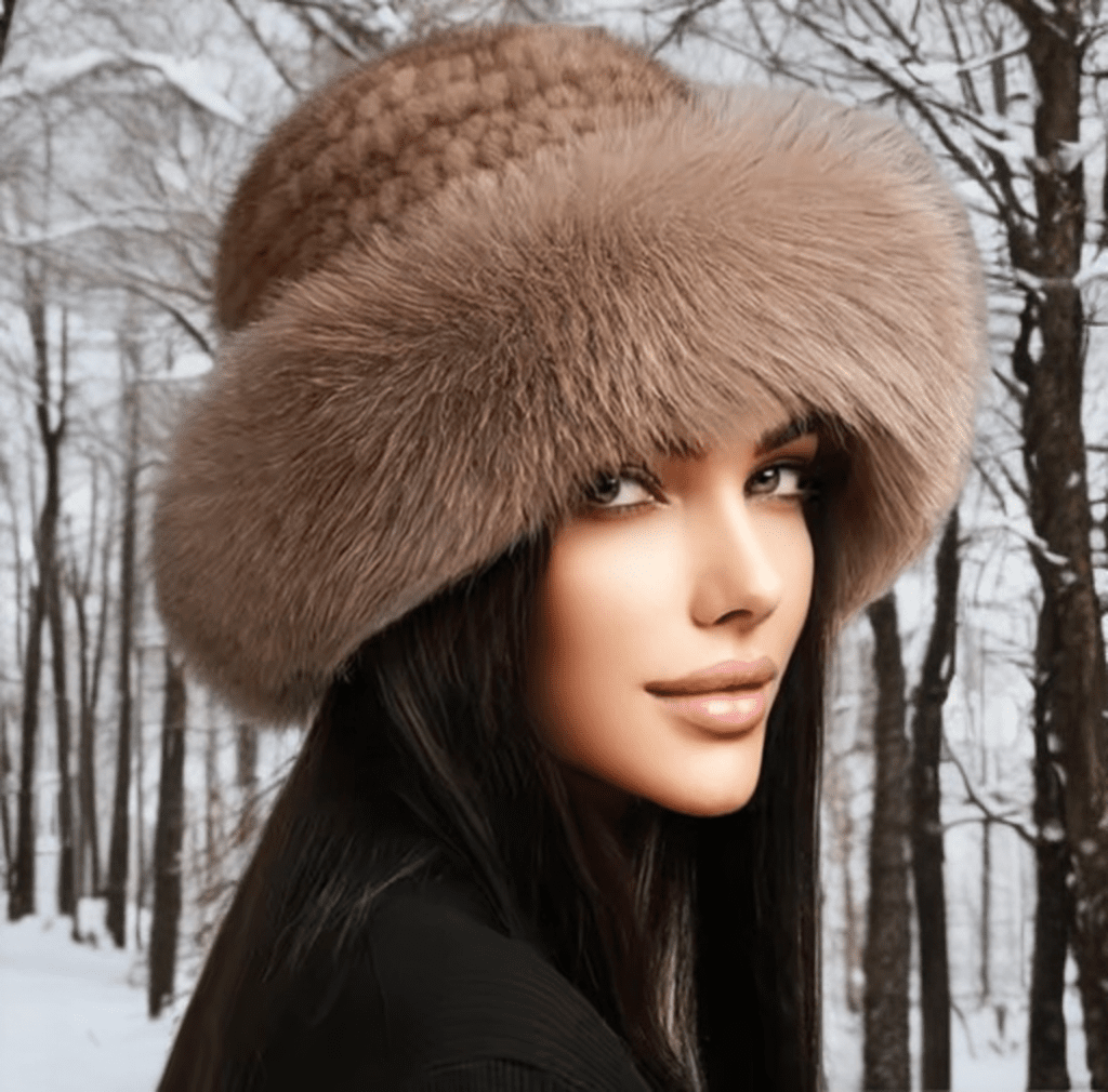 Czapka toczek futrzany z futra norek damski beżowy - LEU