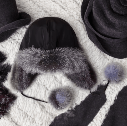 Czapka z futra uszatka z lisa srebrnego damska,czara LIS-1 od LEU. Czapka z futra naturalnego damska.