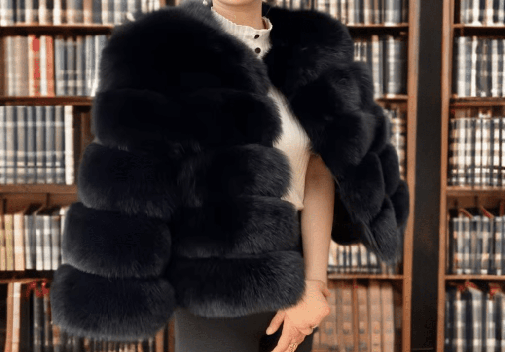 Futro z lisa naturalne damskie czarne bez stójki YSL - 10 - LEU