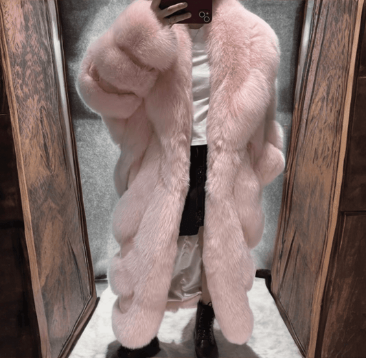 Futro z lisa naturalnego perłowy róż,CH-201-LEU. Futro damskie z lisa naturalnego hodowlanego.