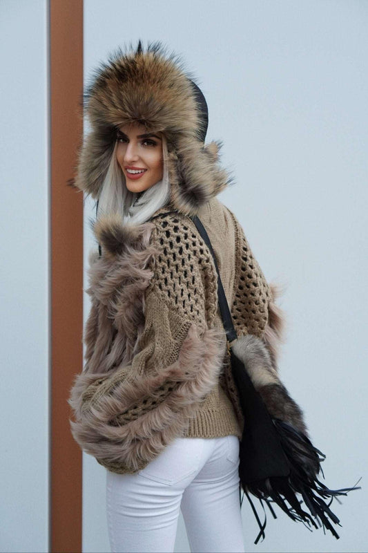 Futrzany sweter oversizowy, damski - LEU