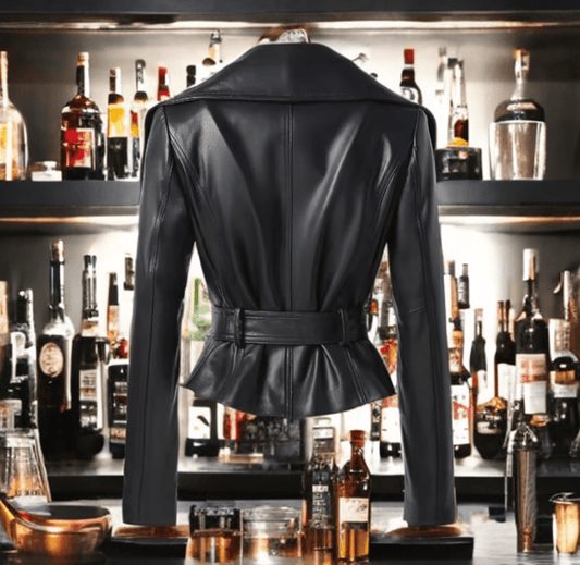 Kurtka skórzana damska czarna z paskiem - LEU. Kurtka ze skóry wiosenna, jesienna.