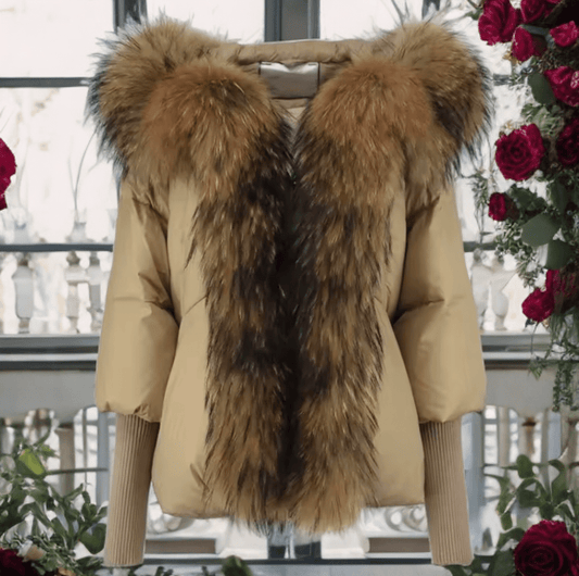 Kurtka z futrem puchowa damska beżowa jenot naturalny,VALENTINA - LEU