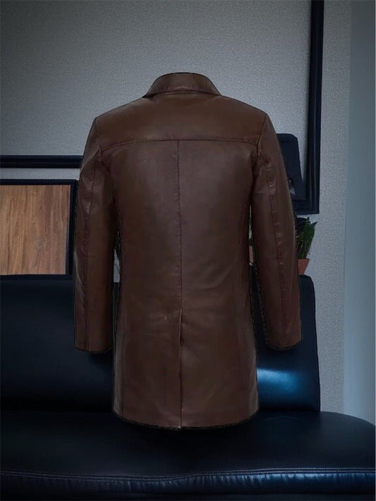 Skórzany płaszcz męski brązowy dwurzędowy z naturalnej skóry od LEU. Płaszcz męski wiosenny,jesienny,przejściowy i zimowy.