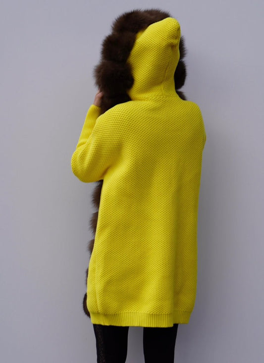Sweter z lisem naturalnym brązowym,żółty - LEU