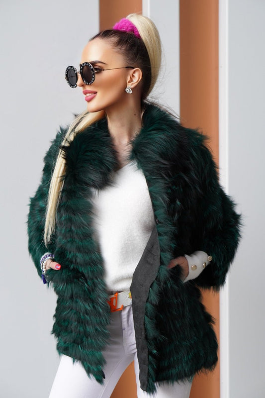 Natural furs, light knitwear - Spring 2026 at LEU - LEU