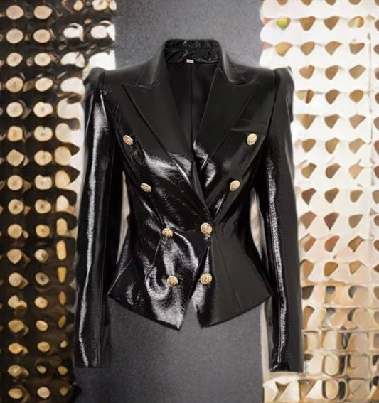 Nowe Trendy w Odzieży Skórzanej: Polscy Projektanci i Styliści od LEU. Zobacz kolekcję od Polskiego producenta.