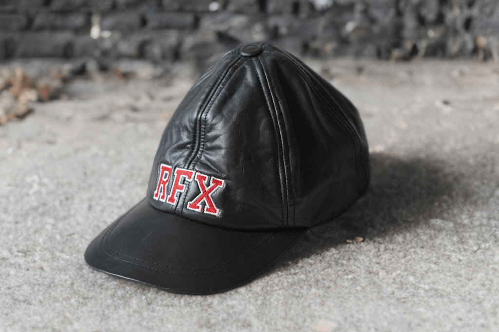 Czapka skórzana z daszkiem męska - LEU