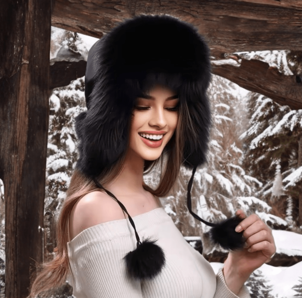 Czapka z futra, futrem lisa, lisem uszatka z lisa damska czarna, LIS - 1 - LEU