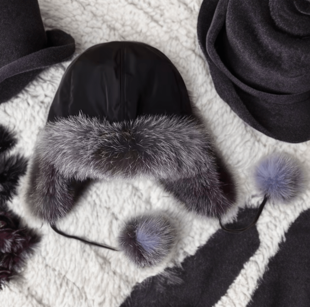 Czapka z futra uszatka z lisa srebrnego damska,czara LIS-1 od LEU. Czapka z futra naturalnego damska.