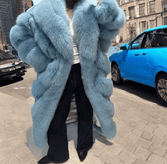 Futro z lisa naturalnego błękitne,CH-201-LEU. Futro damskie z futra lisa naturalnego hodowlanego.