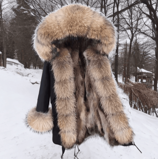 Kurtka parka z futrem jenota, jenotem czarna,VIKA-LEU. Kurtka zimowa damska z futrem w różnych rozmiarach.