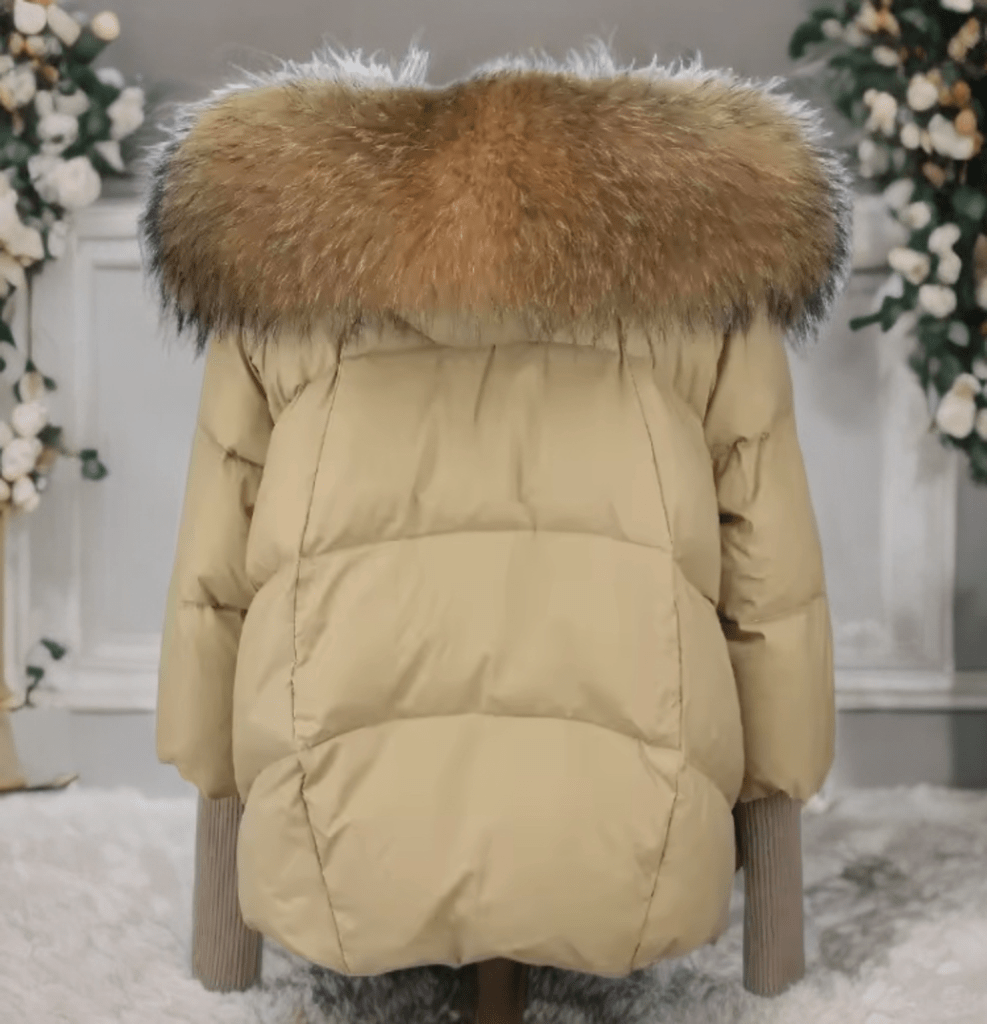 Kurtka z futrem puchowa damska beżowa jenot naturalny,VALENTINA - LEU