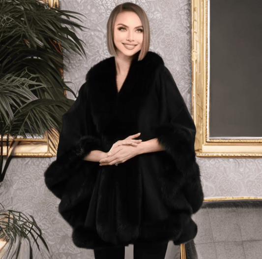 Płaszcz z lisa futrzane ponczo z lisem oversize czarny, GALA - LEU